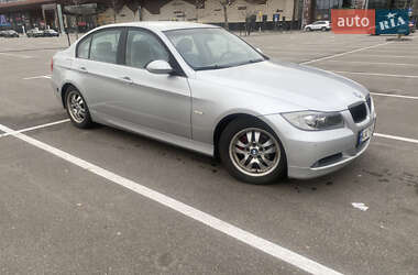 Седан BMW 3 Series 2006 в Києві