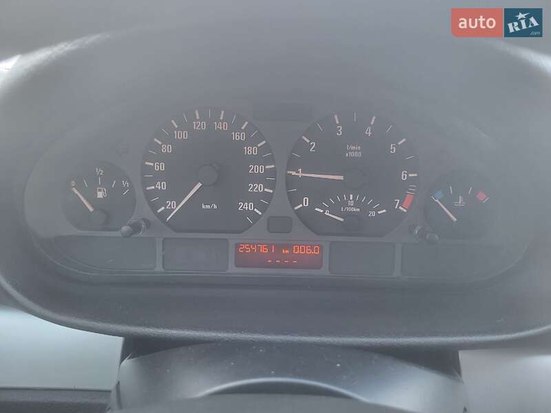 Купе BMW 3 Series 2003 в Дніпрі