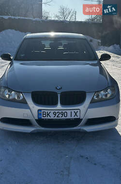 Седан BMW 3 Series 2007 в Дубні