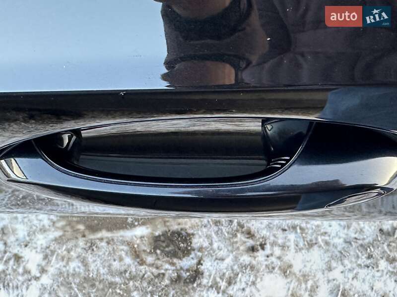 Седан BMW 3 Series 2019 в Виннице