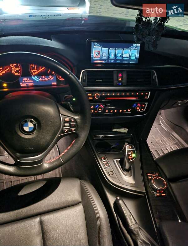 Седан BMW 3 Series 2017 в Городке фото 4 Седан BMW 3 Series 2017 в Городке