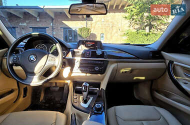 Седан BMW 3 Series 2015 в Львове