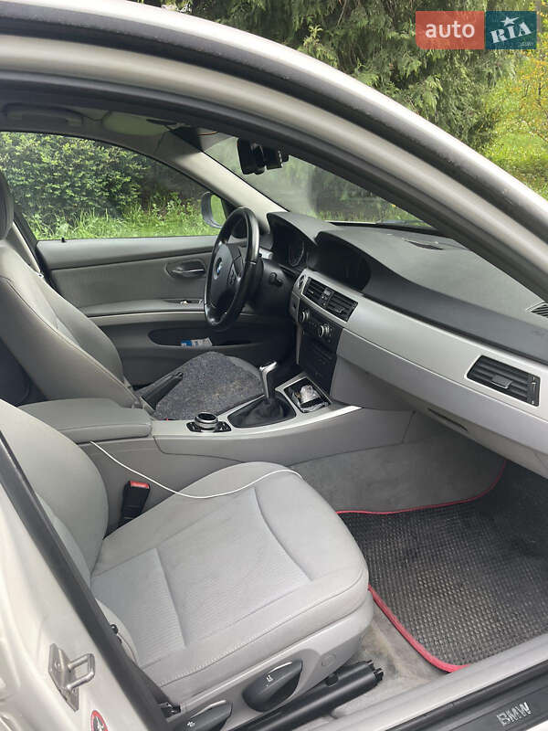 Универсал BMW 3 Series 2010 в Киеве