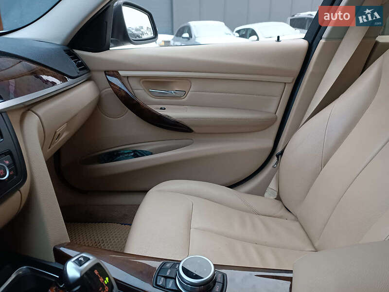 Седан BMW 3 Series 2013 в Львове фото 32 Седан BMW 3 Series 2013 в Львове