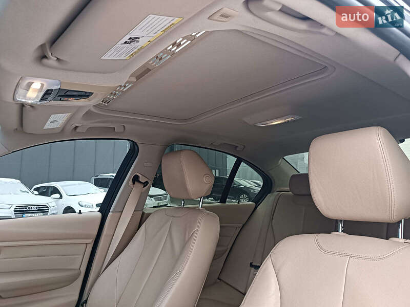 Седан BMW 3 Series 2013 в Львове фото 37 Седан BMW 3 Series 2013 в Львове