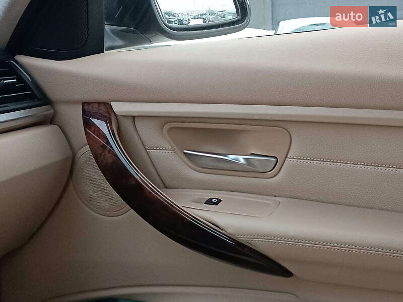 Седан BMW 3 Series 2013 в Львове фото 30 Седан BMW 3 Series 2013 в Львове