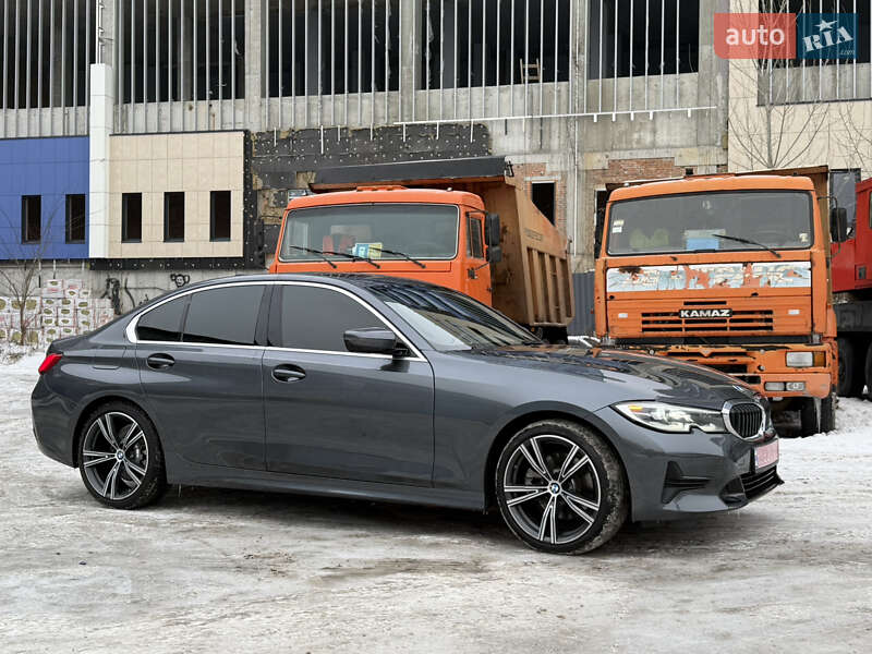 Седан BMW 3 Series 2021 в Киеве