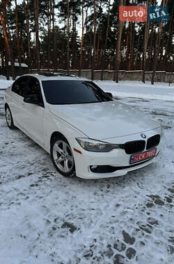 Седан BMW 3 Series 2015 в Яворове