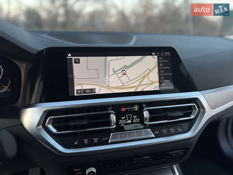 Седан BMW 3 Series 2022 в Киеве