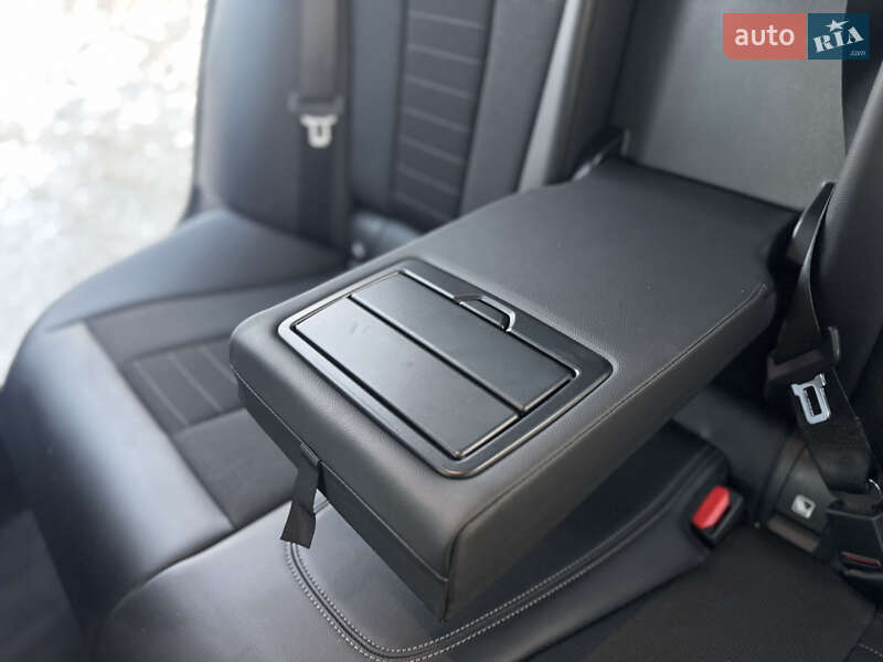 Седан BMW 3 Series 2022 в Киеве