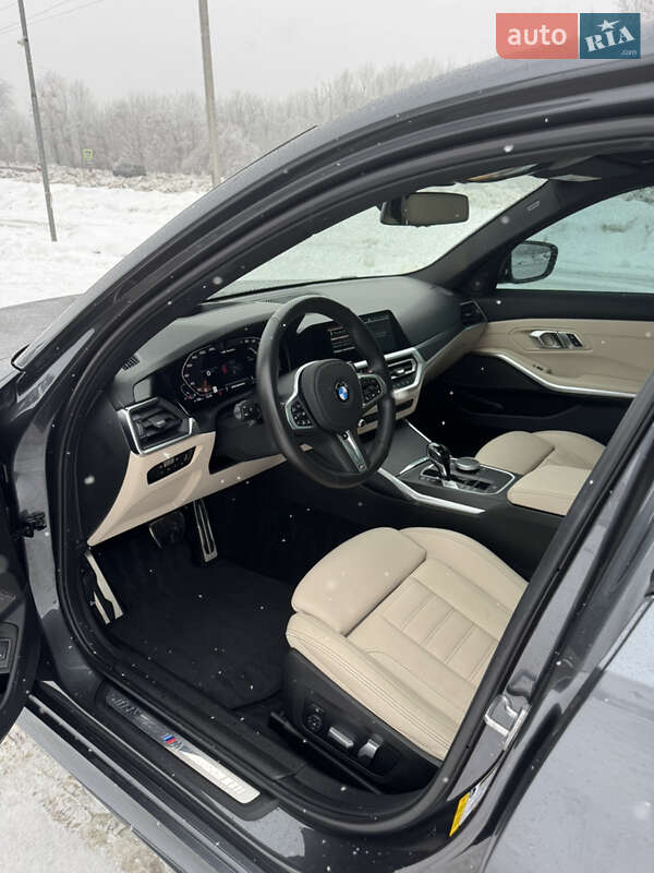 Седан BMW 3 Series 2021 в Львове