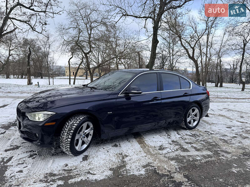 Седан BMW 3 Series 2014 в Одессе