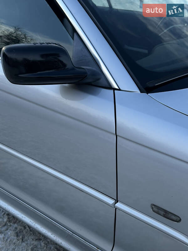 Кабриолет BMW 3 Series 2001 в Киеве фото 12 Кабриолет BMW 3 Series 2001 в Киеве