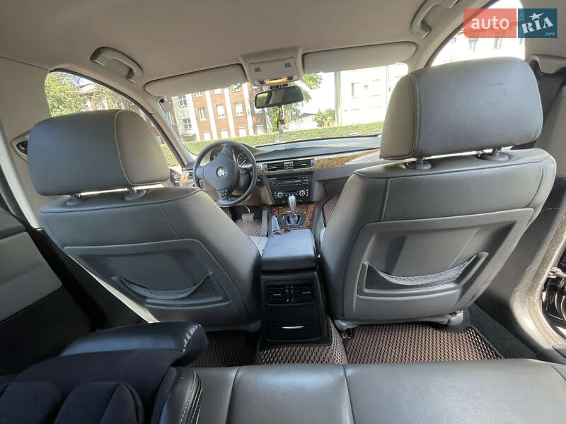 Седан BMW 3 Series 2007 в Кам'янському