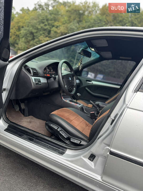 Седан BMW 3 Series 2003 в Кременце