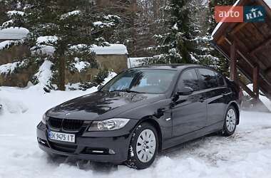 Седан BMW 3 Series 2005 в Львові