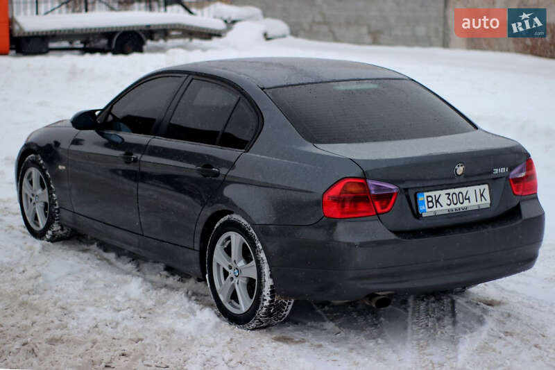 Седан BMW 3 Series 2006 в Кременце фото 8 Седан BMW 3 Series 2006 в Кременце