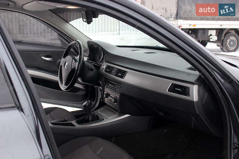 Седан BMW 3 Series 2006 в Кременце фото 19 Седан BMW 3 Series 2006 в Кременце