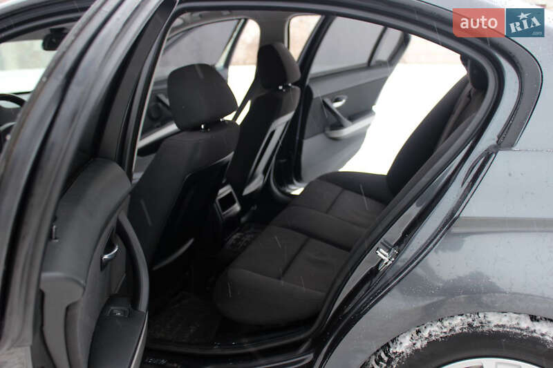 Седан BMW 3 Series 2006 в Кременце фото 22 Седан BMW 3 Series 2006 в Кременце