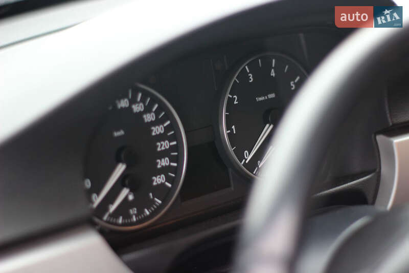 Седан BMW 3 Series 2006 в Кременце фото 27 Седан BMW 3 Series 2006 в Кременце