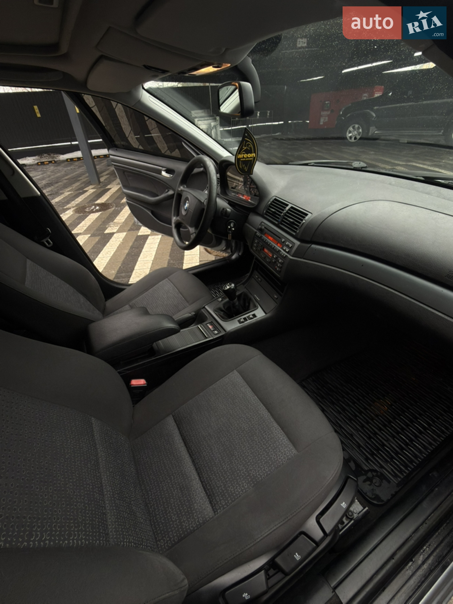 BMW 3 Series 2005 VIN WBAEX31080PP67049 фото оголошення 5 з 68
