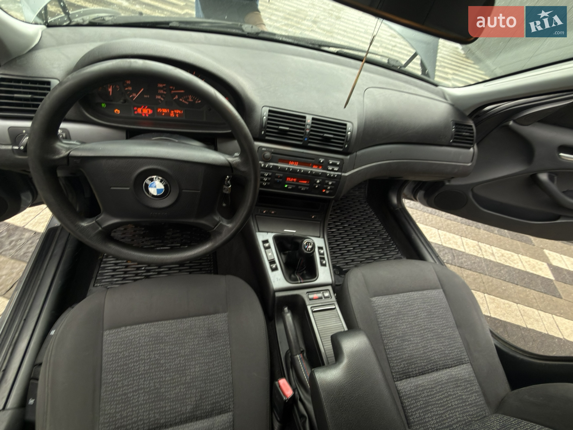 BMW 3 Series 2005 VIN WBAEX31080PP67049 фото оголошення 10 з 68