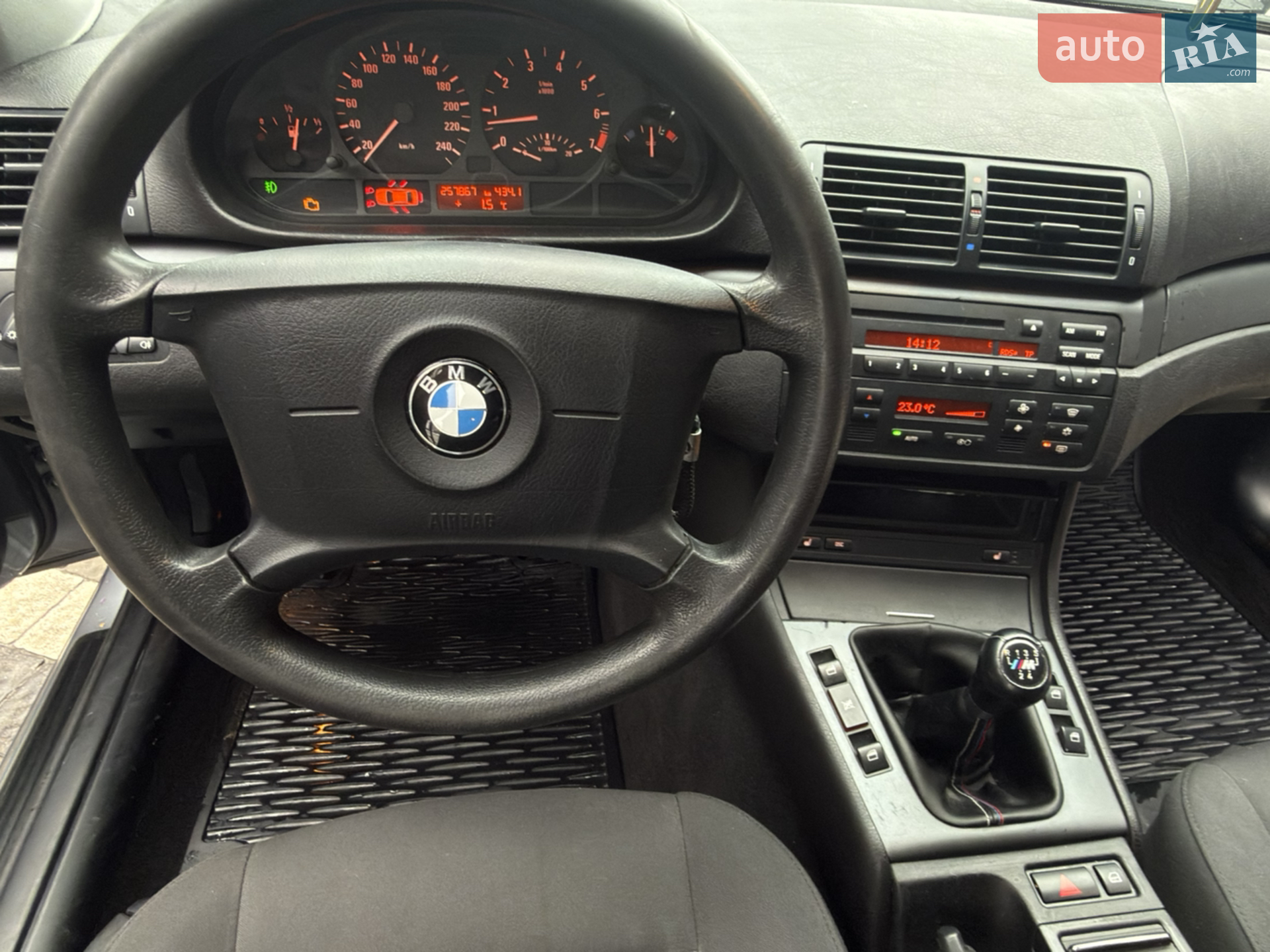 BMW 3 Series 2005 VIN WBAEX31080PP67049 фото оголошення 11 з 68