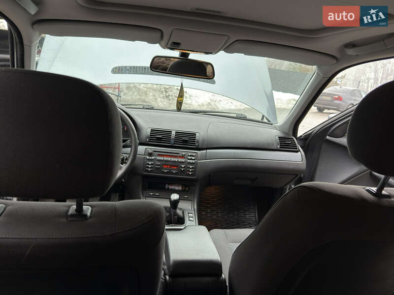 Универсал BMW 3 Series 2005 в Городке