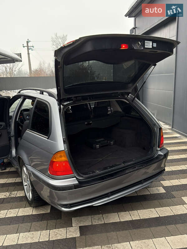 Универсал BMW 3 Series 2005 в Городке