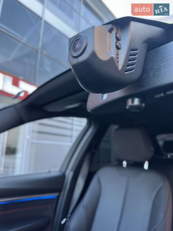 Седан BMW 3 Series 2017 в Одессе фото 29 Седан BMW 3 Series 2017 в Одессе