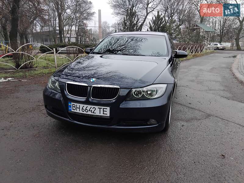 Седан BMW 3 Series 2007 в Черноморске