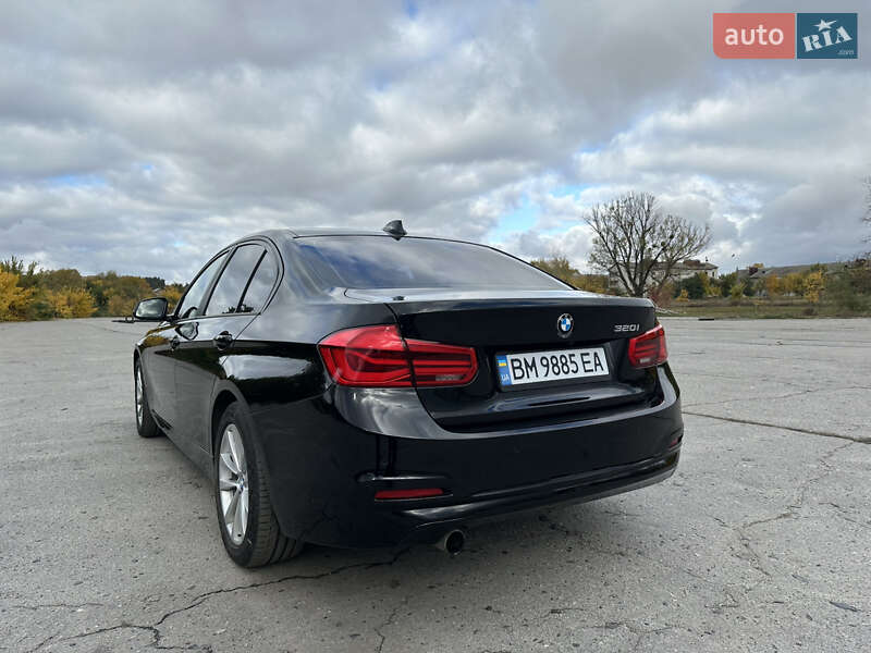 Седан BMW 3 Series 2015 в Киеве