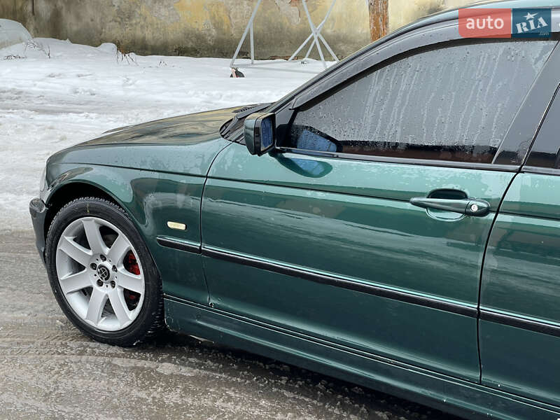 Седан BMW 3 Series 1998 в Корце