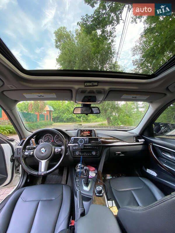 Седан BMW 3 Series 2014 в Буче