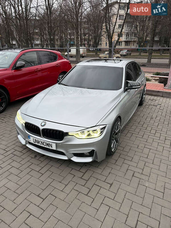 Седан BMW 3 Series 2012 в Кременчуге
