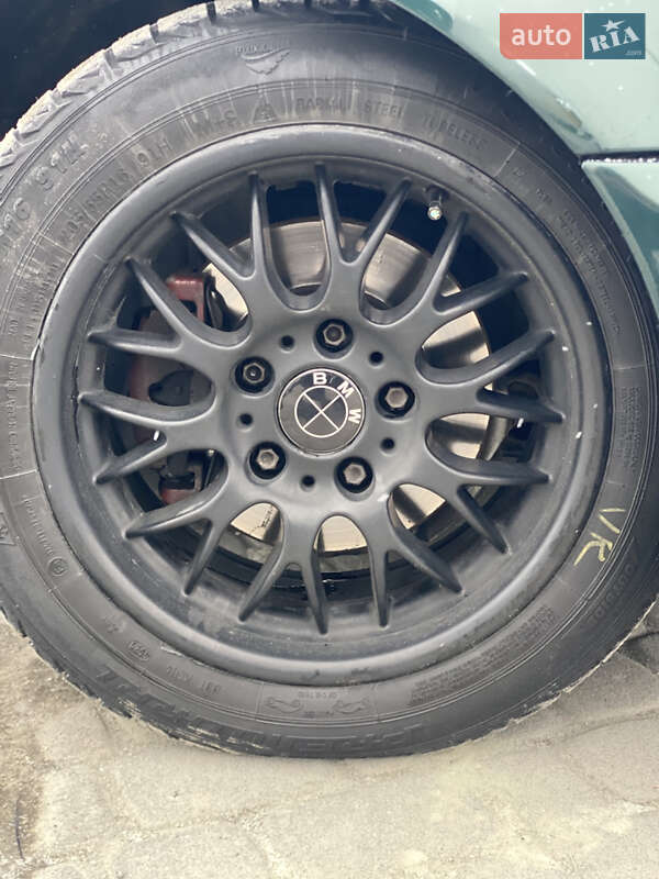 Седан BMW 3 Series 2000 в Львове