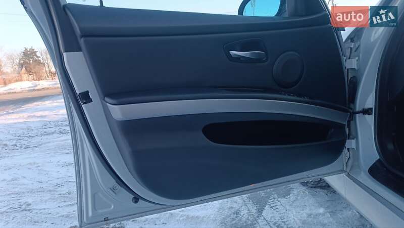 Универсал BMW 3 Series 2005 в Сарнах фото 88 Универсал BMW 3 Series 2005 в Сарнах