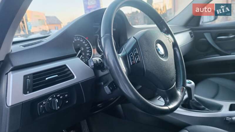 Универсал BMW 3 Series 2005 в Сарнах фото 98 Универсал BMW 3 Series 2005 в Сарнах