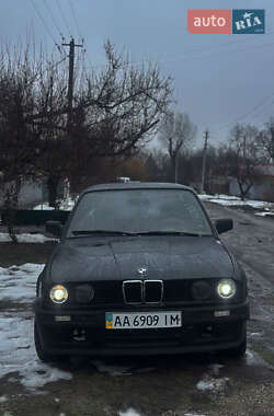 Седан BMW 3 Series 1986 в Синельниково