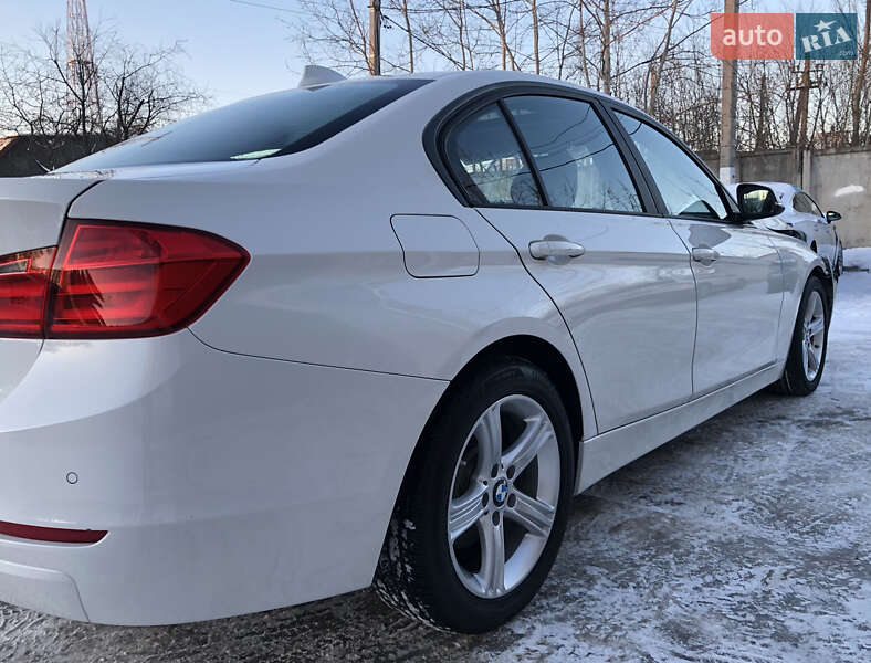Седан BMW 3 Series 2014 в Ирпене