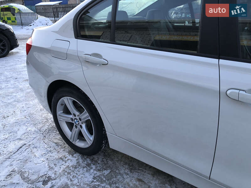 Седан BMW 3 Series 2014 в Ирпене