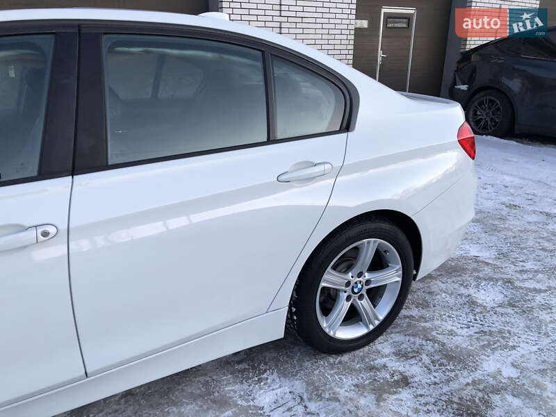 Седан BMW 3 Series 2014 в Ирпене