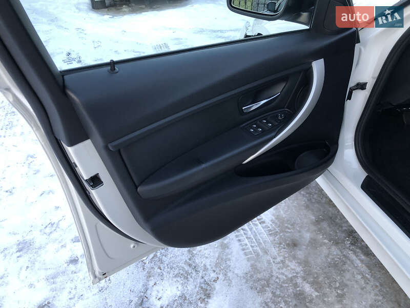 Седан BMW 3 Series 2014 в Ирпене