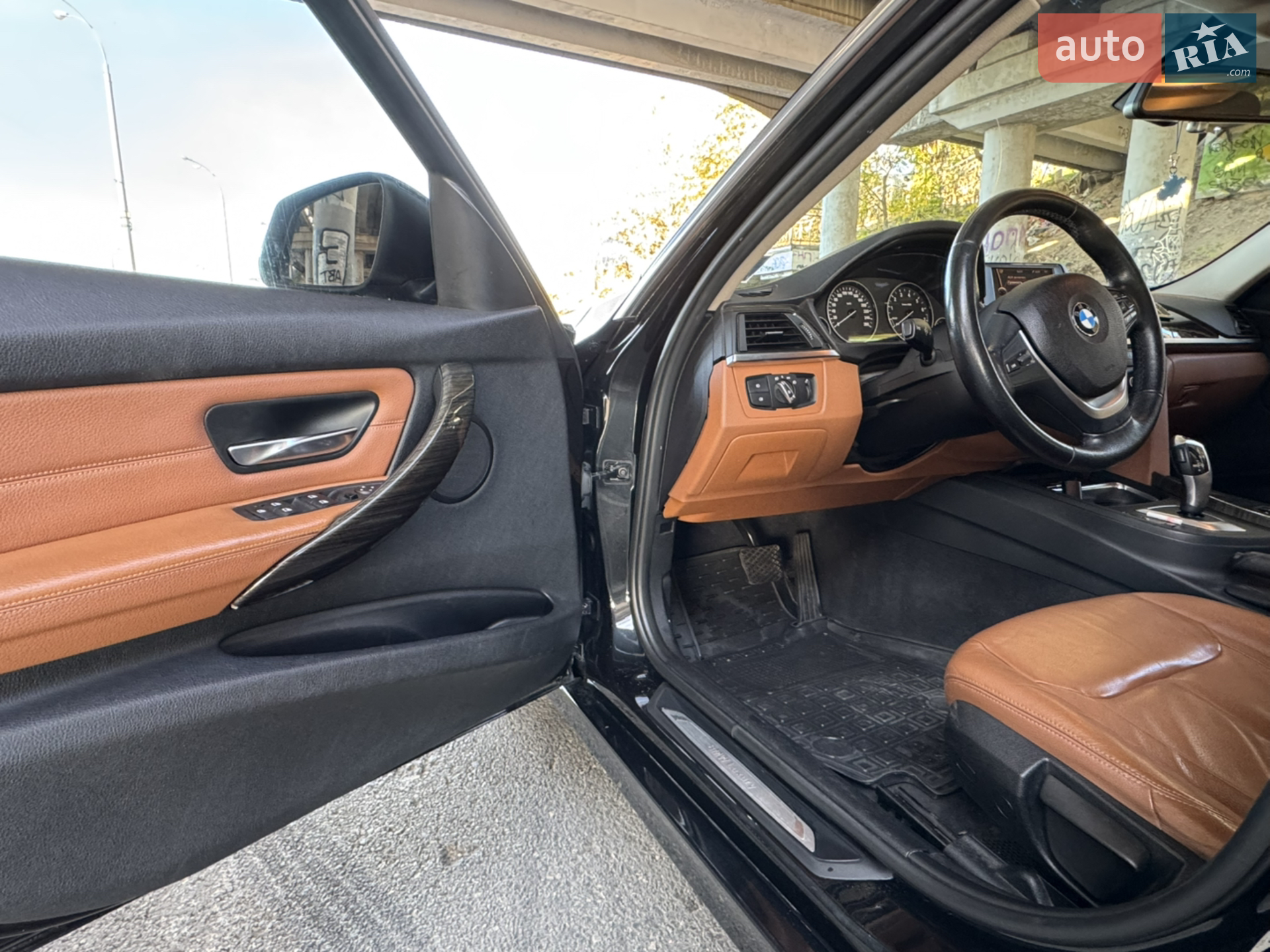 2012 BMW 3er - мініатюра 12