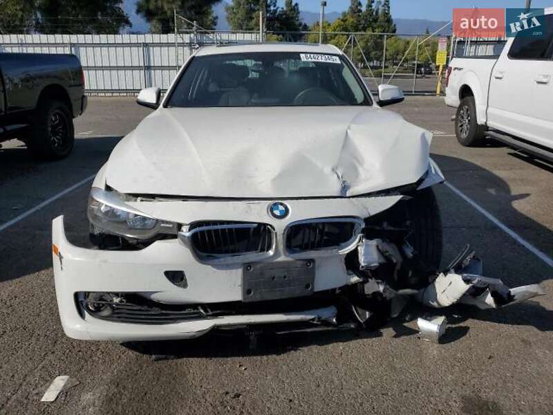 Седан BMW 3 Series 2014 в Львове