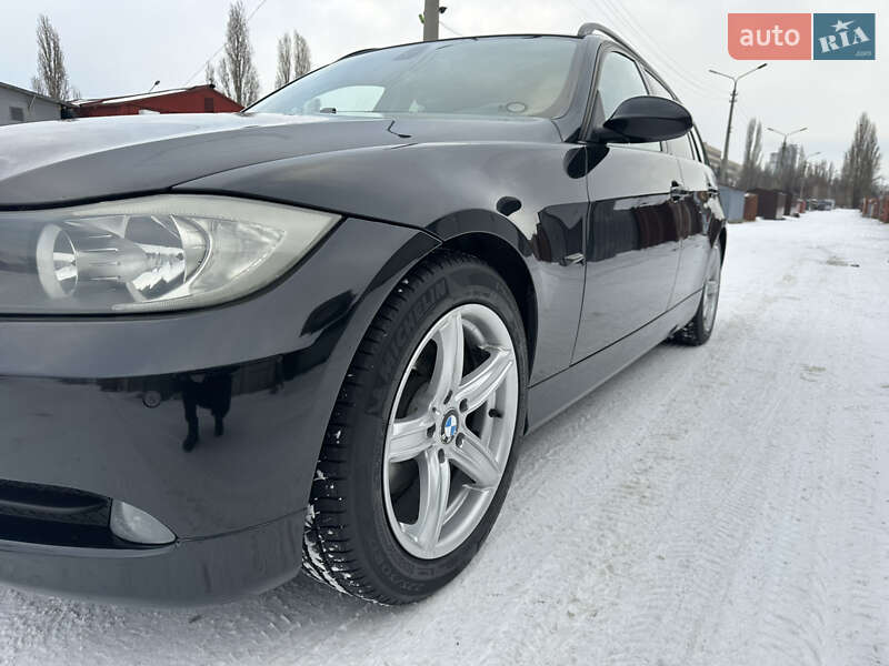 Универсал BMW 3 Series 2008 в Киеве