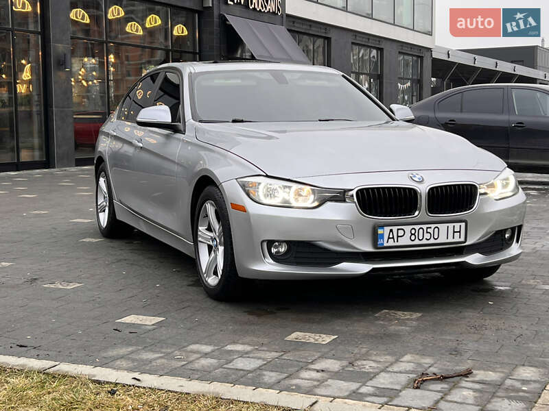 Седан BMW 3 Series 2013 в Ужгороде