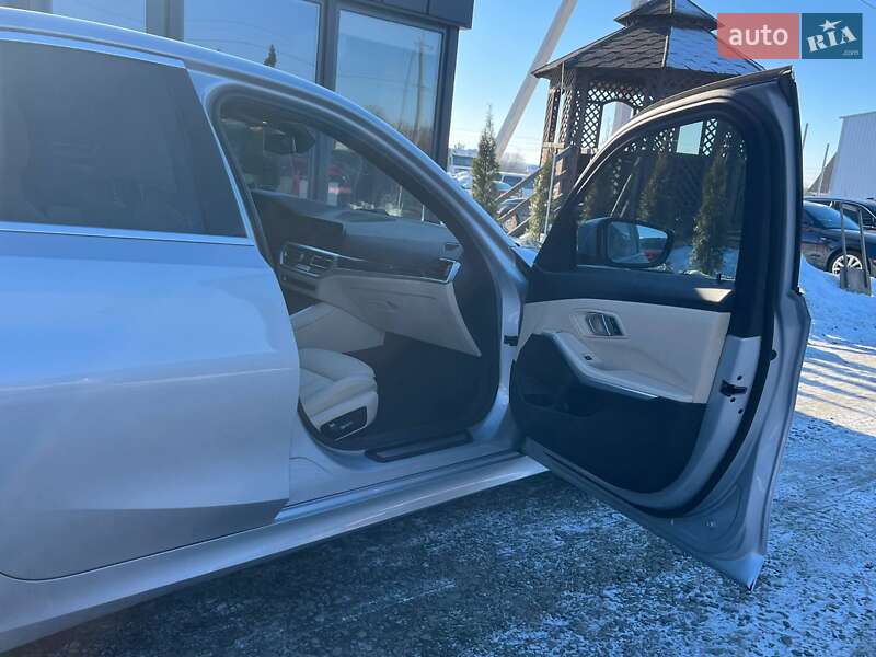 Седан BMW 3 Series 2019 в Луцке