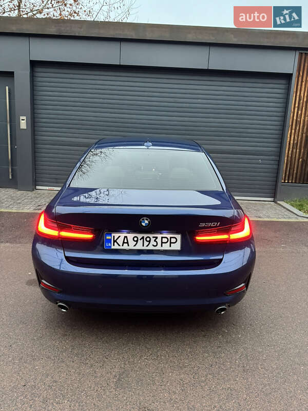 Седан BMW 3 Series 2021 в Киеве