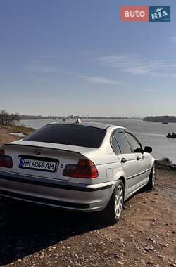 Седан BMW 3 Series 2000 в Рені